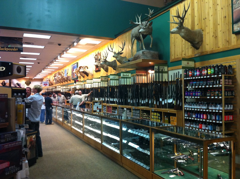 Cabela s Hunting Store At Buda Texas Www heatheronhertrav Flickr